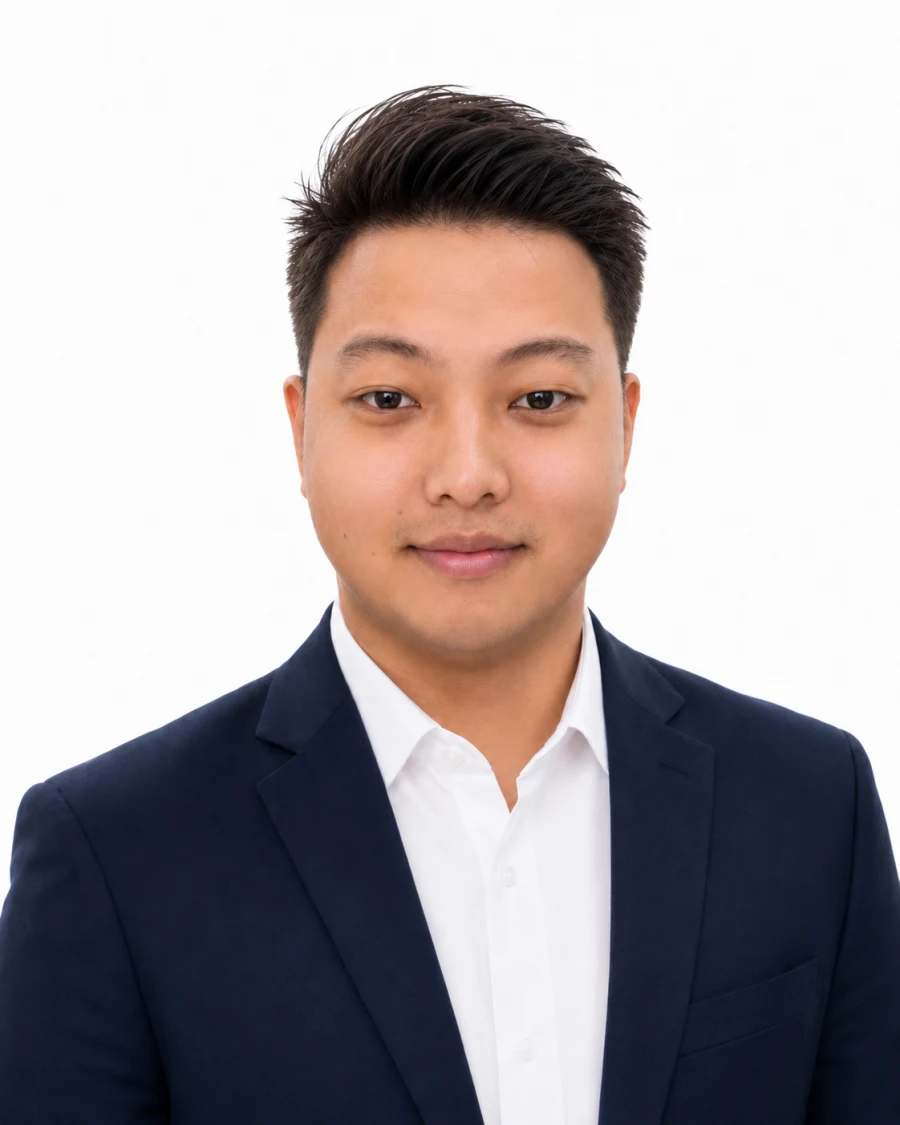Carl, Sales Manager